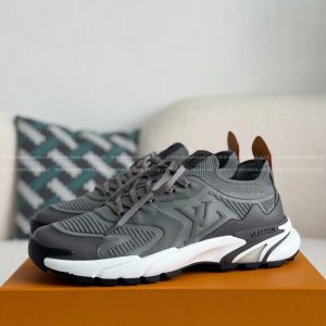 「#4810」LOUIS VUITTON RUNNER TATIC SNEAKERS