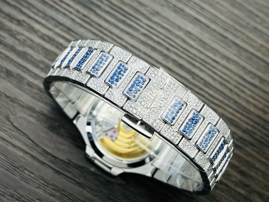 「#2127」2024 Patek Philippe 7118 Women's Nautilus Full Diamond Limited Edition