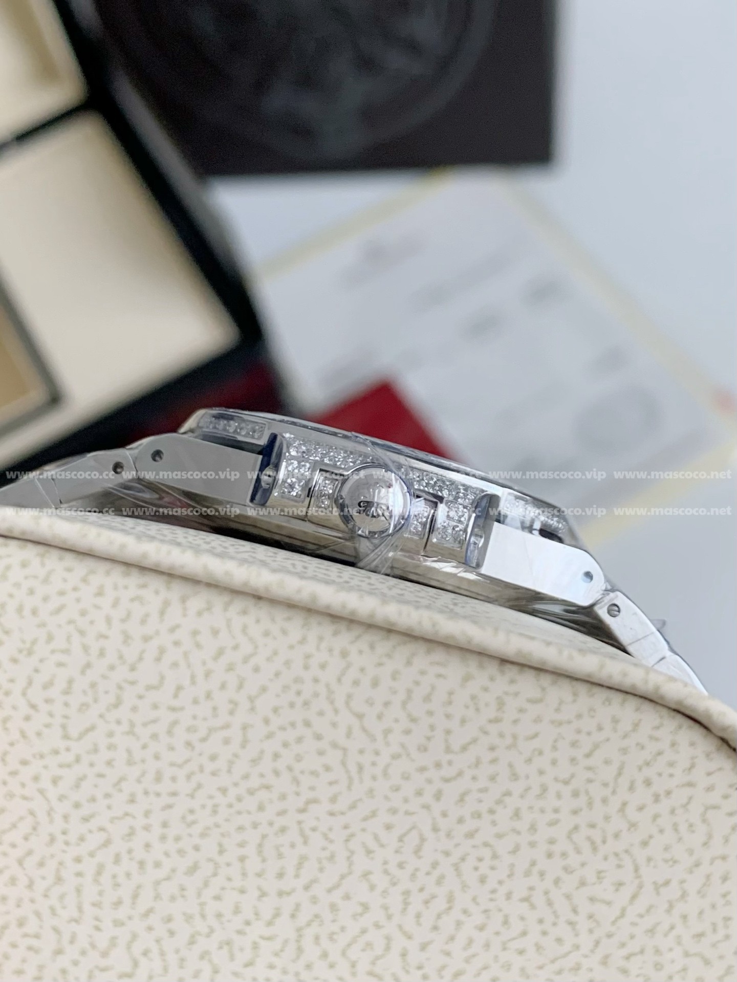 「#2142」2024 Patek Philippe 7118 Women's Nautilus Full Diamond Limited Edition
