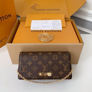 「#695」 LOUIS VUITTON WALLET ON CHAIN LILY M82509 size：20.7*10.2*3.5cm