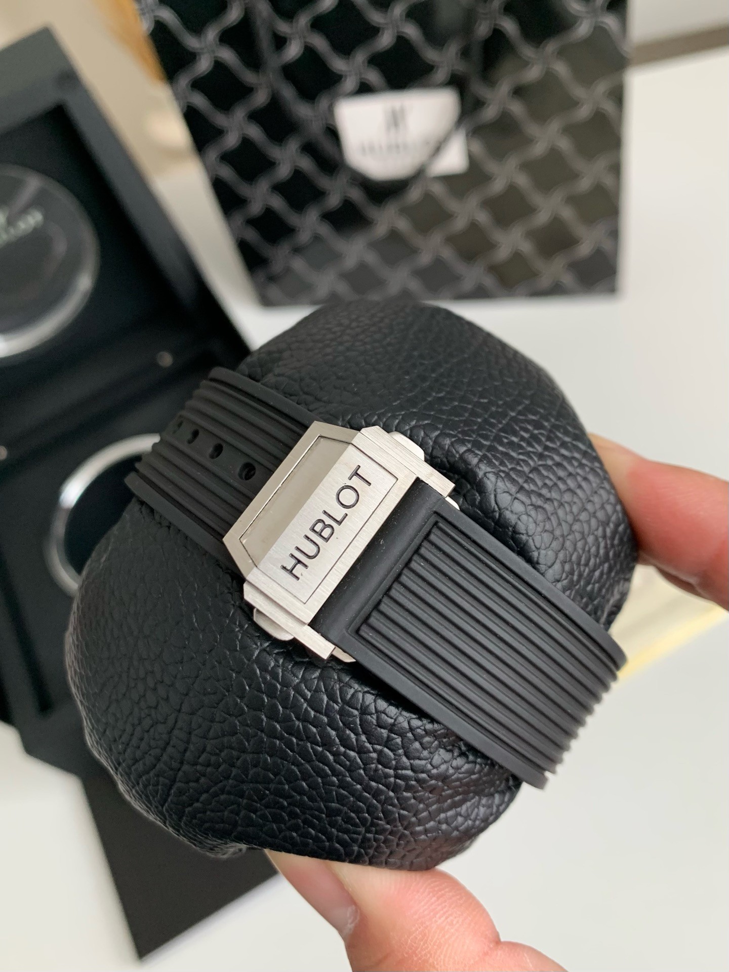 「#2608」Hublot full diamond chronograph v2 version watch