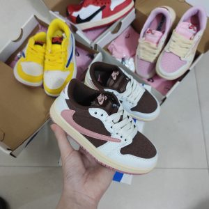 「#3136」Nike AirJordan1 x TravisScott AJ Low（Kids）