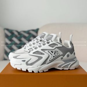 「#5563」LOUIS VUITTON RUNNER TATIC SNEAKERS