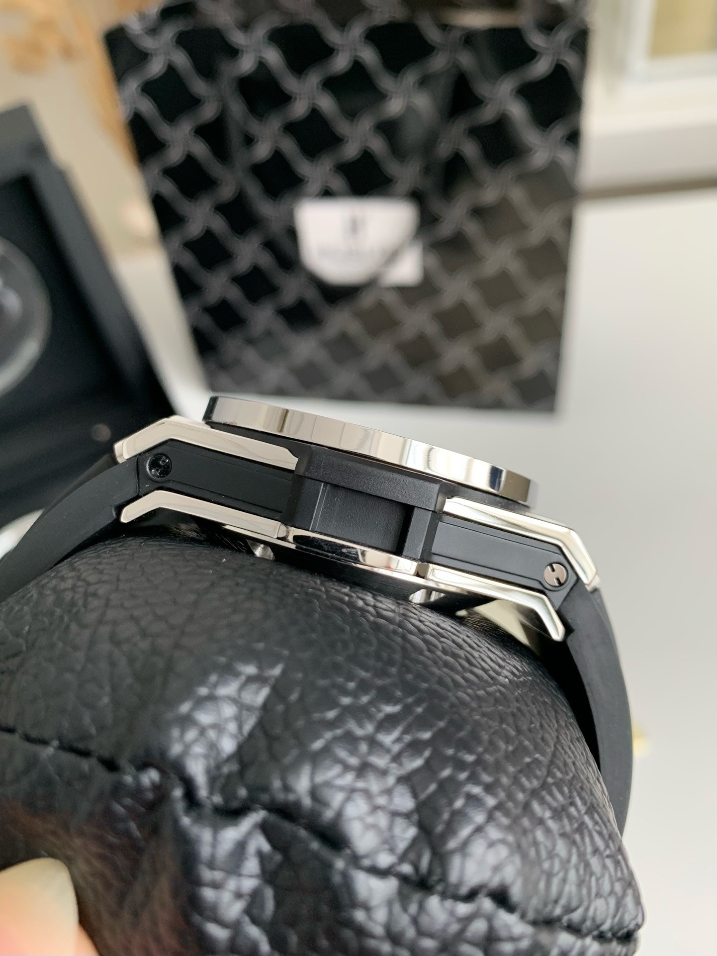 「#2608」Hublot full diamond chronograph v2 version watch