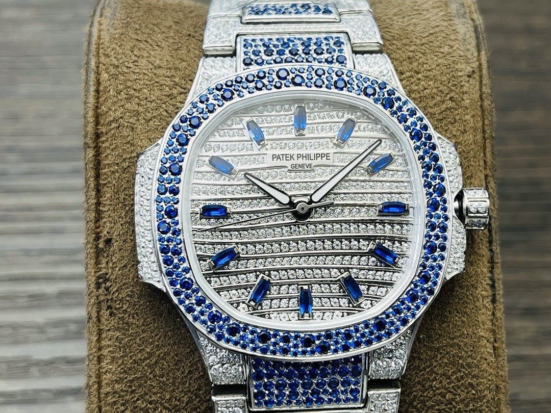 「#2127」2024 Patek Philippe 7118 Women's Nautilus Full Diamond Limited Edition