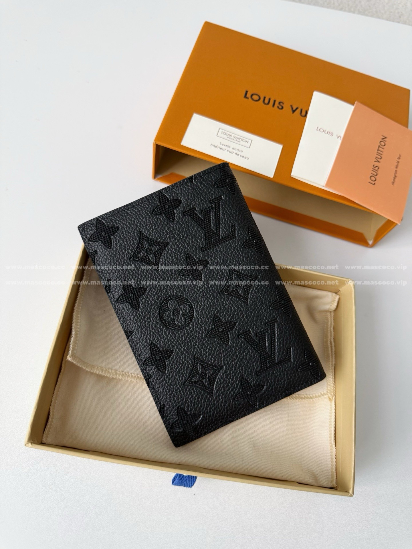 「#5410」Louis Vuitton Passport Bag