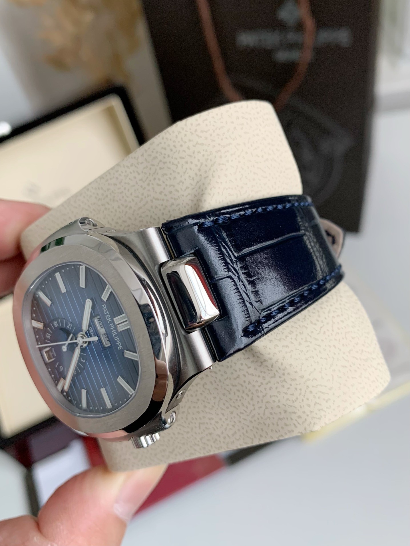 「#2585」PATEK PHILIPPE 5726 series watch