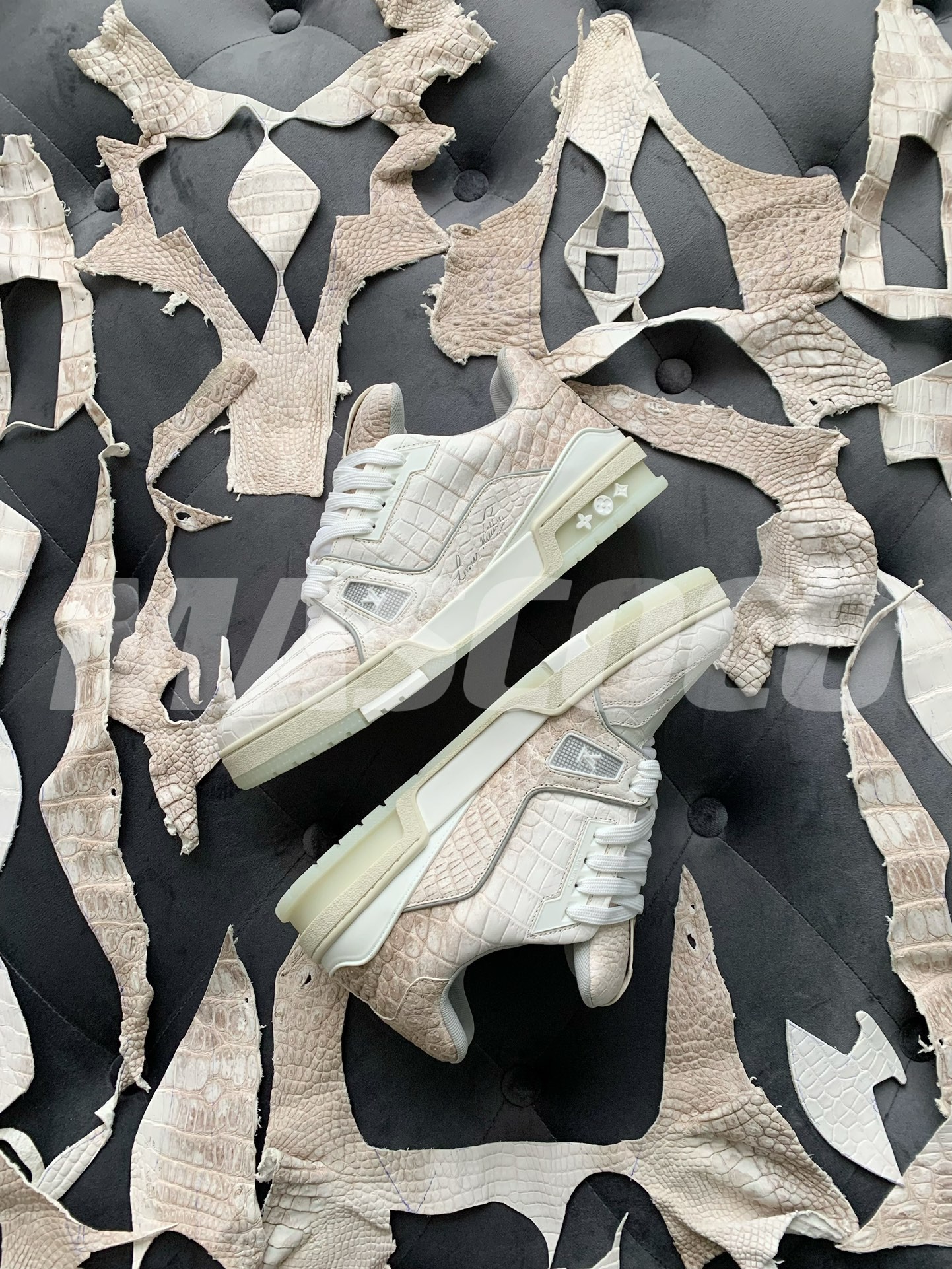 「#2016」【Handmade Custom】Louis Vuitton Himalayan Crocodile Leather Trainer Sneakers