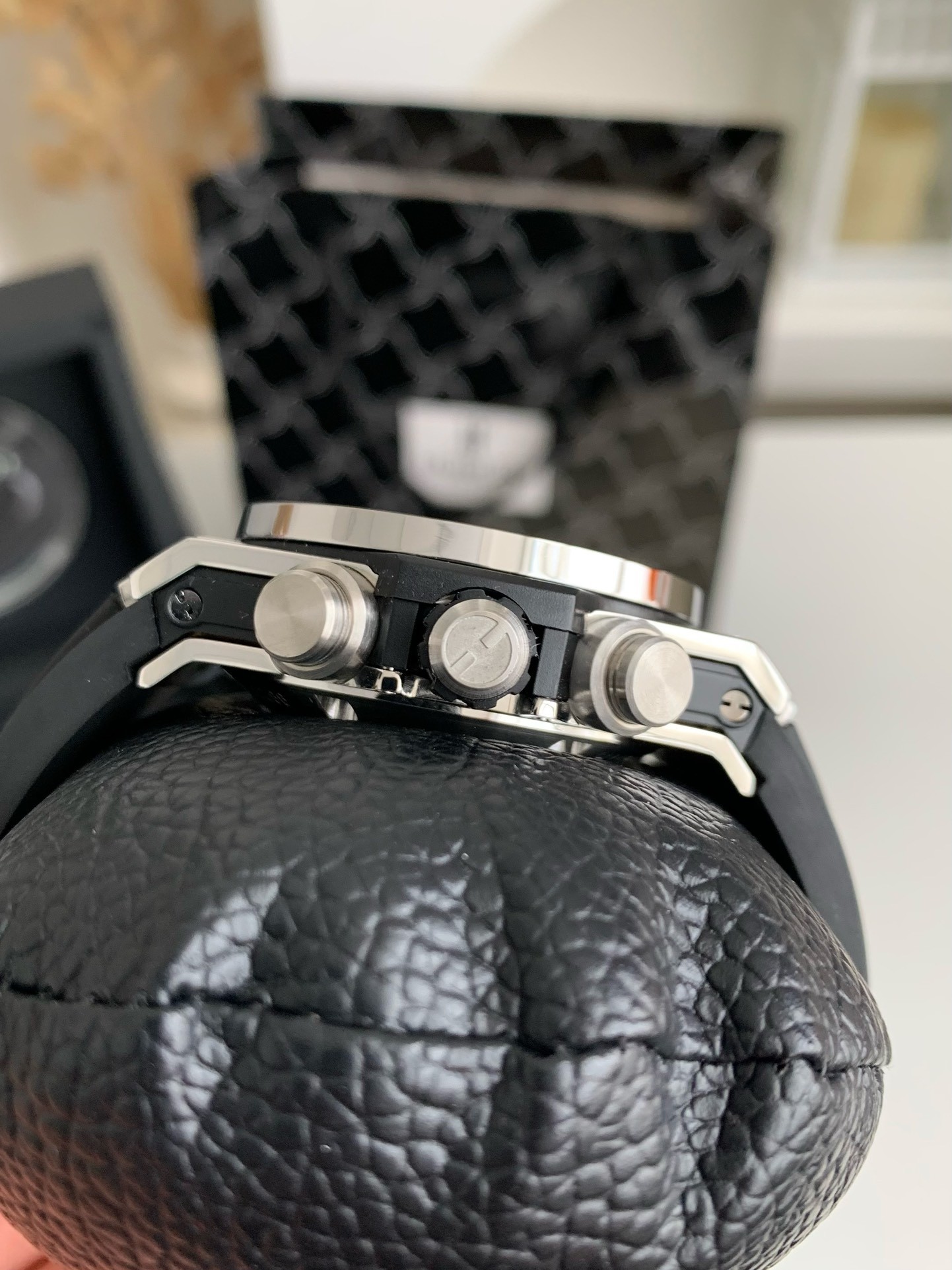 「#2608」Hublot full diamond chronograph v2 version watch