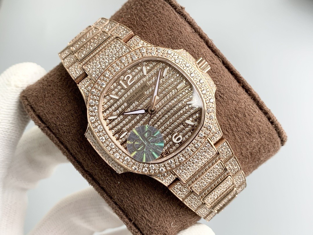 「#2141」2024 Patek Philippe 7118 Women's Nautilus Full Diamond Limited Edition
